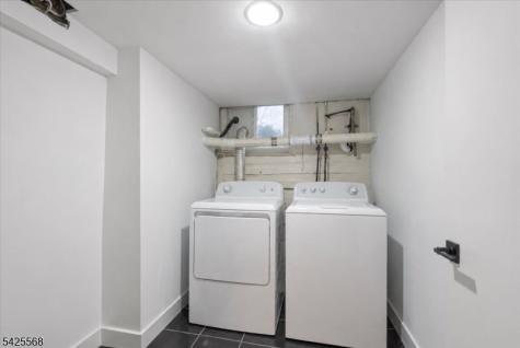 7 Shores Road Mendham NJ 07869
