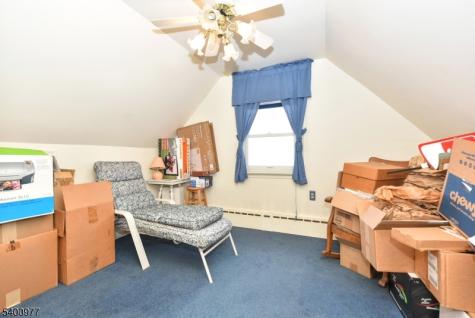 72 Burnside Place Wanaque NJ 07420