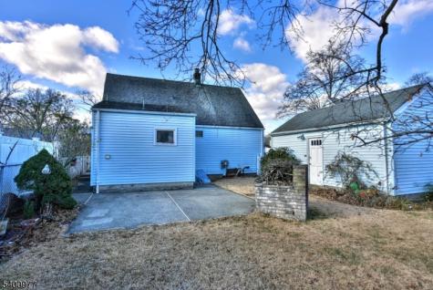 72 Burnside Place Wanaque NJ 07420