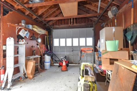 72 Burnside Place Wanaque NJ 07420
