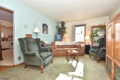 72 Burnside Place Wanaque NJ 07420