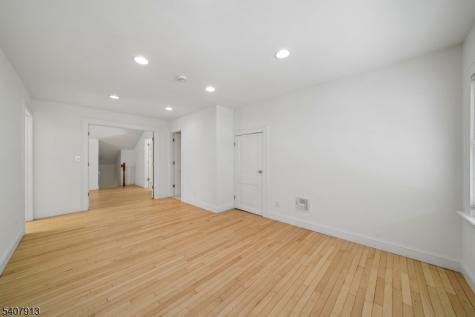 55 Naden Avenue Irvington NJ 07111