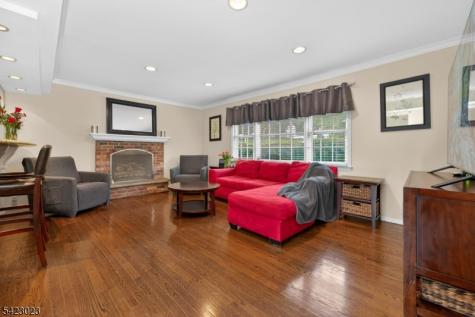 4 Babbitt Road Mendham NJ 07945
