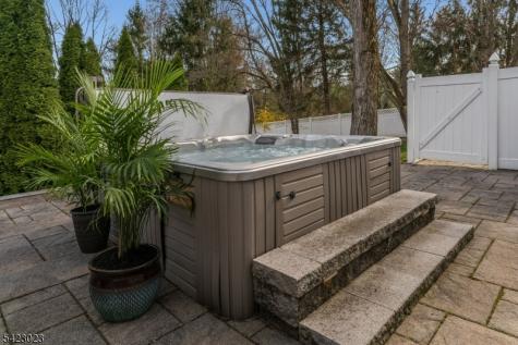 4 Babbitt Road Mendham NJ 07945