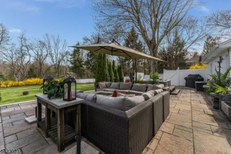 4 Babbitt Road Mendham NJ 07945