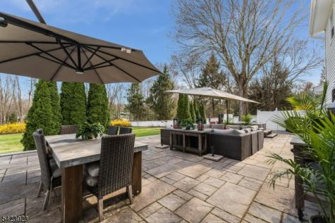 4 Babbitt Road Mendham NJ 07945