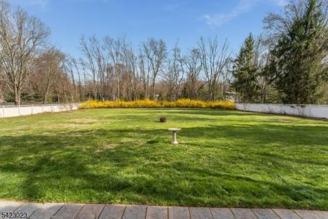 4 Babbitt Road Mendham NJ 07945