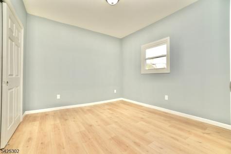 678 Highland Avenue Newark NJ 07104