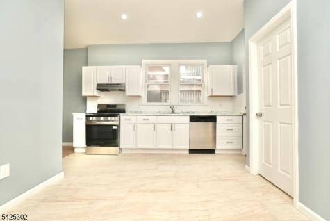 678 Highland Avenue Newark NJ 07104