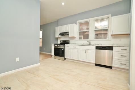 678 Highland Avenue Newark NJ 07104