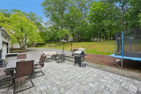 45 Fells Road Verona NJ 07044