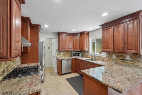 45 Fells Road Verona NJ 07044