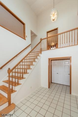 1 Old Timbers Court Roxbury NJ 07847