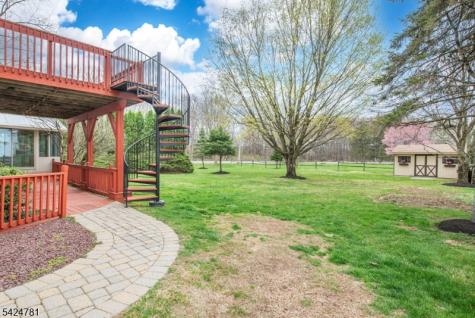 1 Old Timbers Court Roxbury NJ 07847