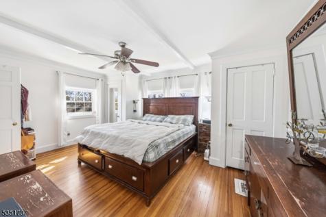 426 Walnut Street Roselle NJ 07203