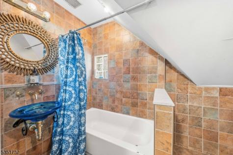 426 Walnut Street Roselle NJ 07203