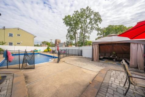 426 Walnut Street Roselle NJ 07203