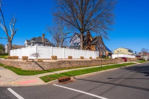 426 Walnut Street Roselle NJ 07203