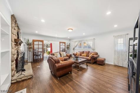 426 Walnut Street Roselle NJ 07203