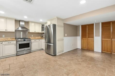 1003 Charles Street Mountainside NJ 07092