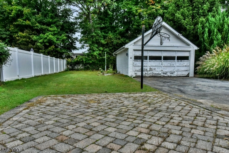 646 Lincoln Avenue Pompton Lakes NJ 07442