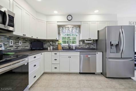 114 Upper Sunset Drive Washington NJ 07853