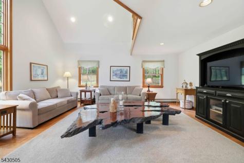 114 Upper Sunset Drive Washington NJ 07853