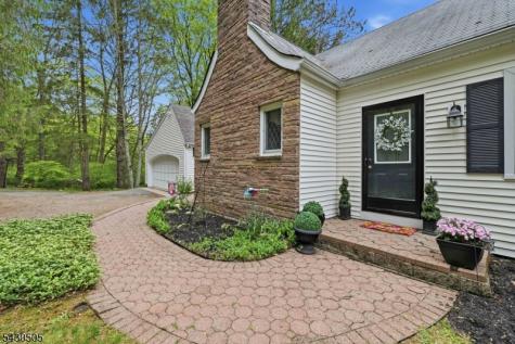 114 Upper Sunset Drive Washington NJ 07853