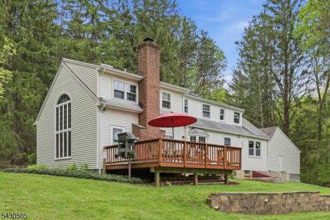 114 Upper Sunset Drive Washington NJ 07853