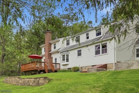 114 Upper Sunset Drive Washington NJ 07853