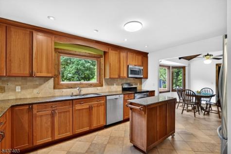 99 Cole Road Readington NJ 08889