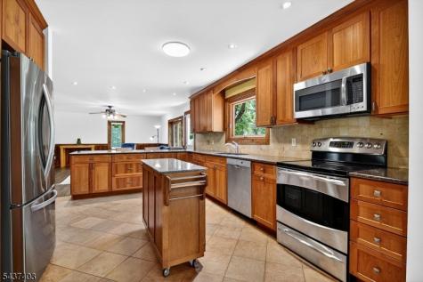 99 Cole Road Readington NJ 08889