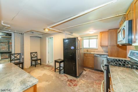 11 N Mountain Avenue Montclair NJ 07042