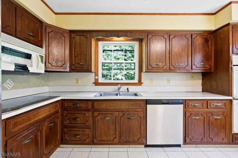 1170 Easton Avenue Franklin NJ 08873