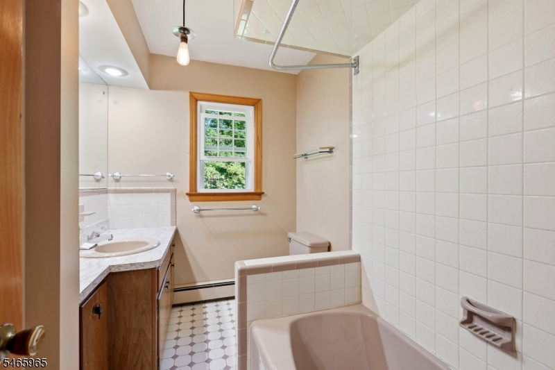1170 Easton Avenue Franklin NJ 08873