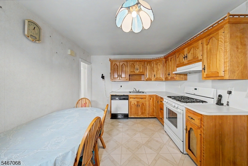 56 Trudy Drive Lodi NJ 07644