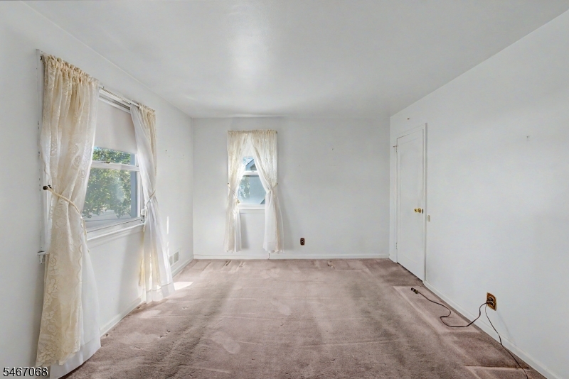 56 Trudy Drive Lodi NJ 07644
