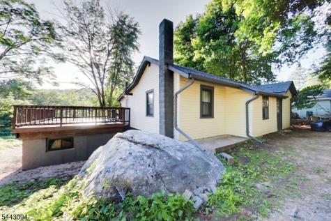 43 E Shore Trail Hardyston NJ 07460