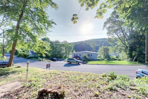 43 E Shore Trail Hardyston NJ 07460