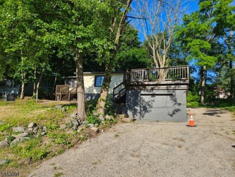 43 E Shore Trail Hardyston NJ 07460