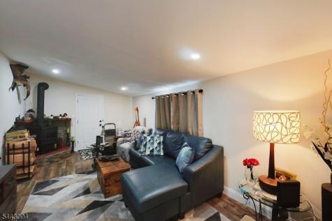 43 E Shore Trail Hardyston NJ 07460