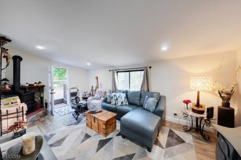 43 E Shore Trail Hardyston NJ 07460