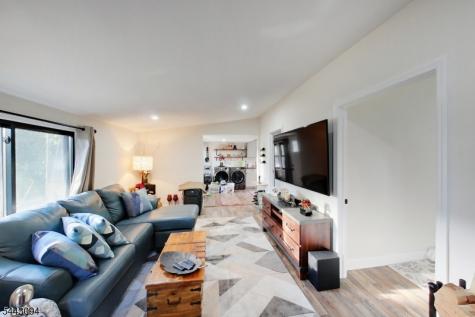 43 E Shore Trail Hardyston NJ 07460