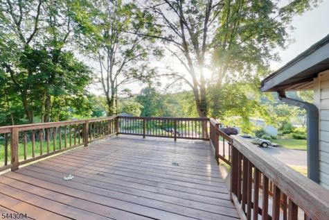 43 E Shore Trail Hardyston NJ 07460