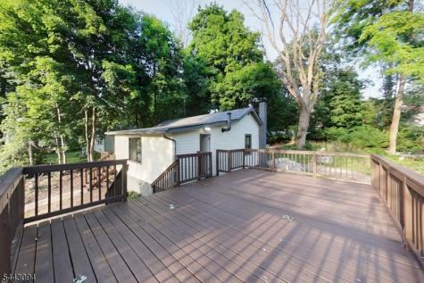 43 E Shore Trail Hardyston NJ 07460