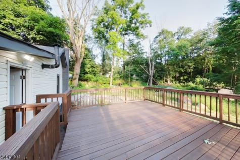 43 E Shore Trail Hardyston NJ 07460