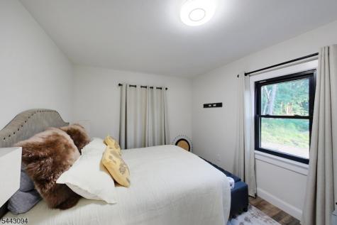 43 E Shore Trail Hardyston NJ 07460