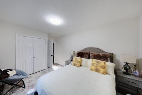 43 E Shore Trail Hardyston NJ 07460