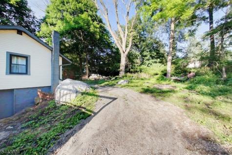 43 E Shore Trail Hardyston NJ 07460