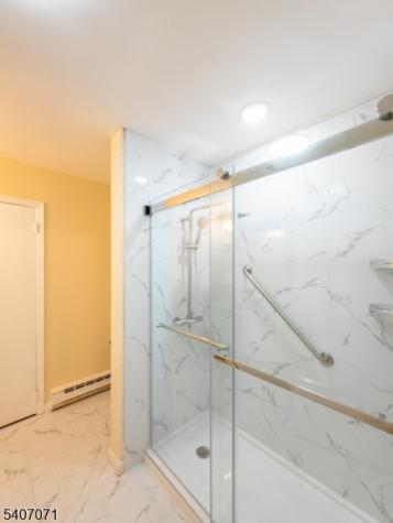 220 Manchester Lane Monroe NJ 08831